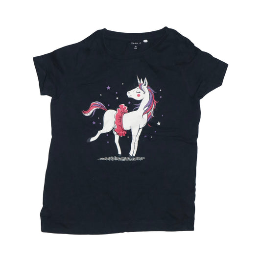 Kortärmad T-shirt från name it - Storlek 104 - Mörkblå (Multi)