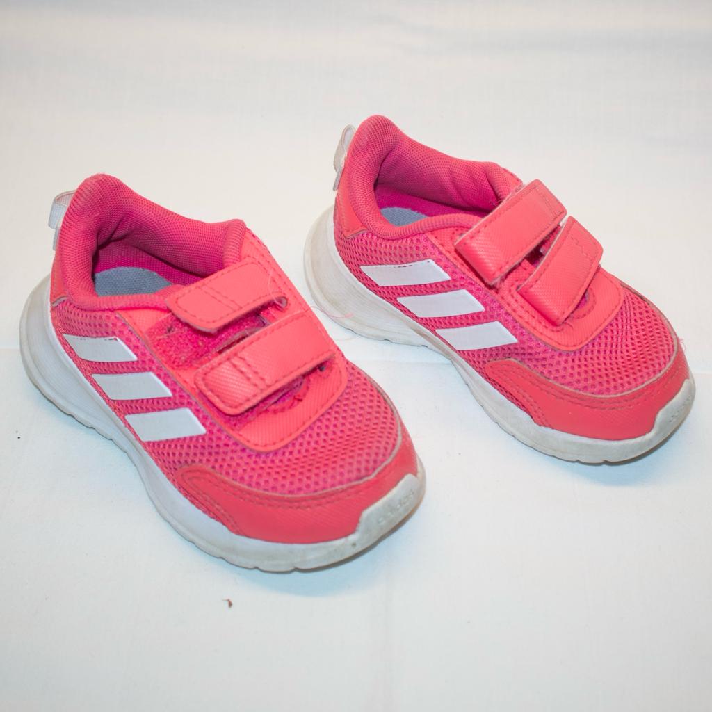 Sneakers från adidas - Storlek 21 (Innermått 12.5cm) - Rosa