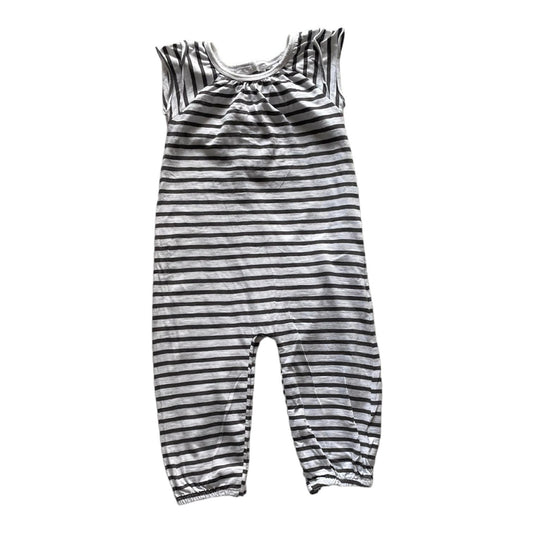 Byxdress/ Jumpsuit  Från Cubus - Storlek 80 - Svart & Vit