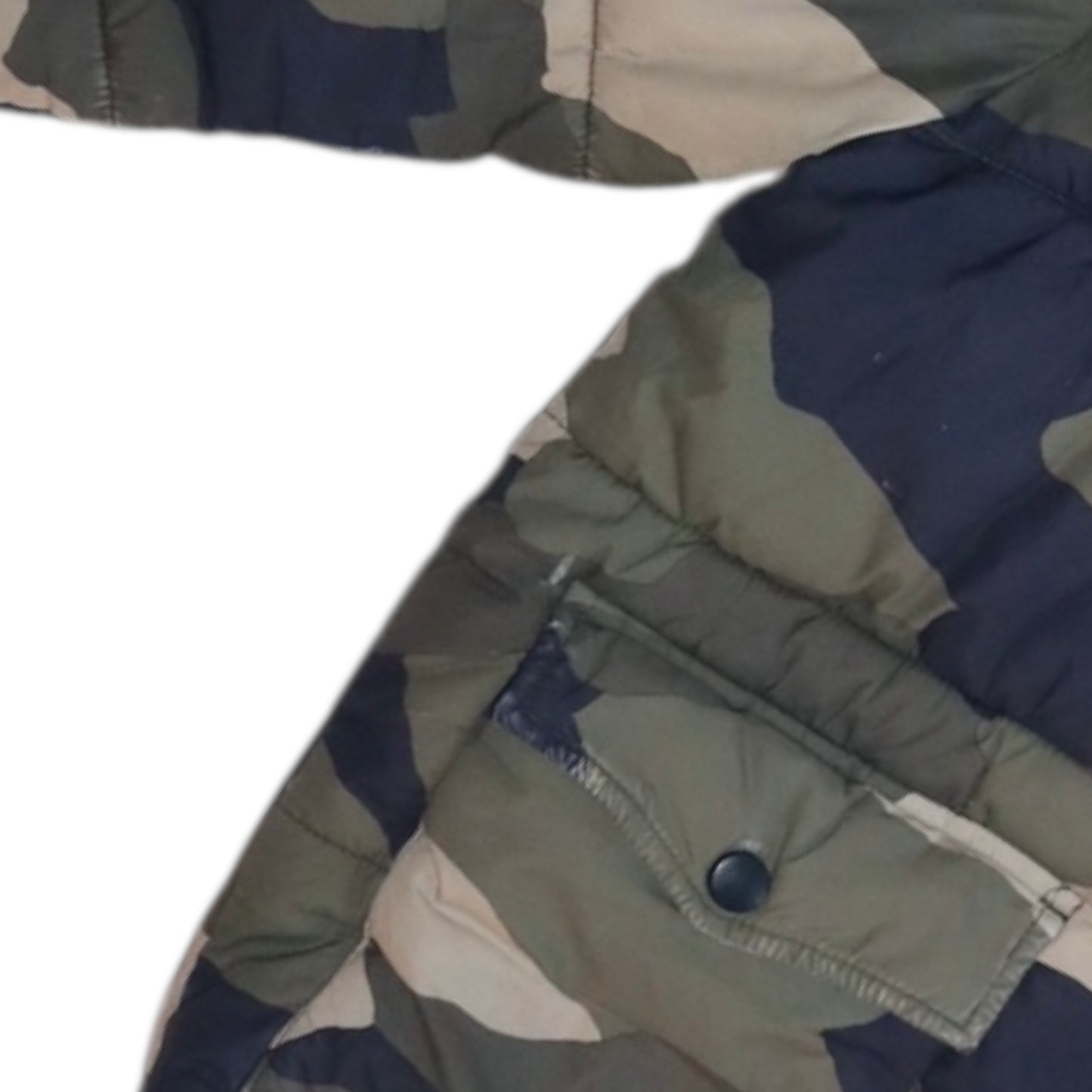 Pufferjacka från LINDEX - Storlek 134 - Grön & Svart (Multi)