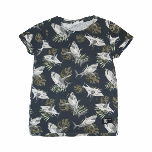 Kortärmad T-shirt från KappAhl - Storlek 110/116 - Svart & Vit (Multi)