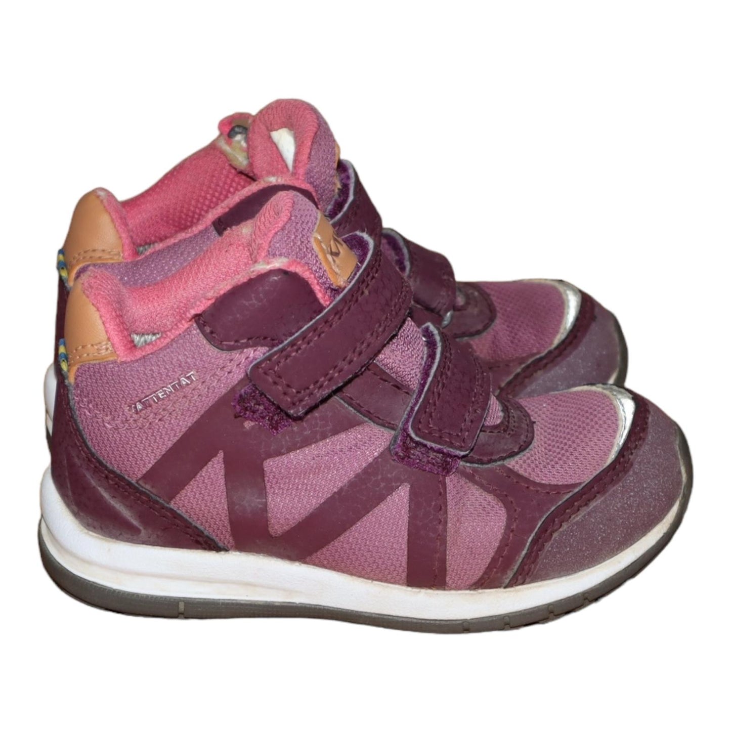 Sneaker från KAVAT - Storlek 25 (Innermått 15cm) - Rosa